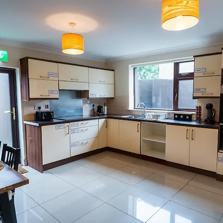 Suburban Haven 民宿